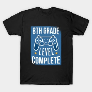 8th Grad Gamer Level Up Gift Idea Graduation Design T-Shirt